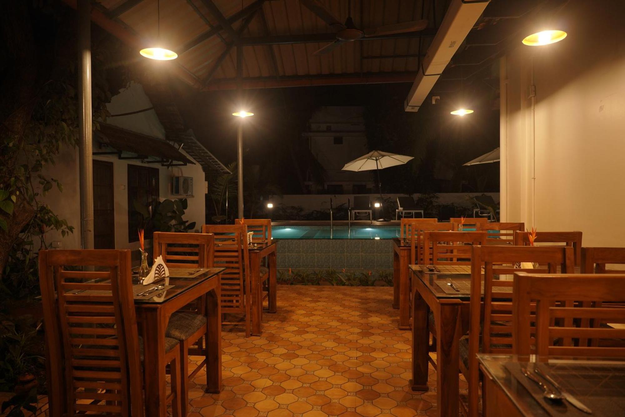 Alfred Place Kochi Luaran gambar